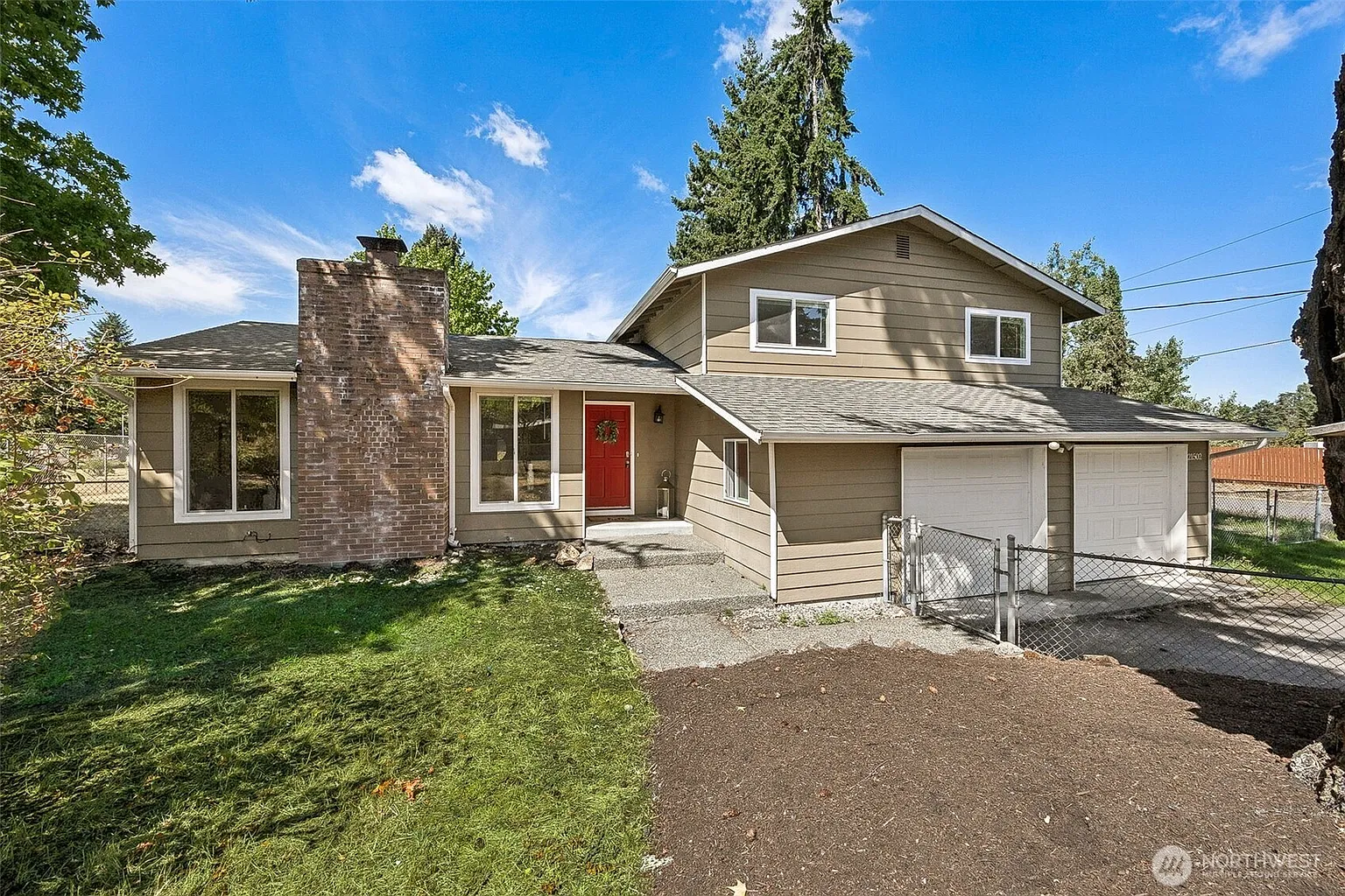 21502 38th Avenue E photo 1