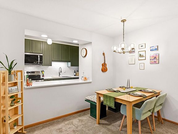 3rd image of 1509 Martin Street #4