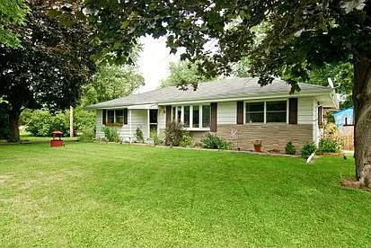 2126 Fairfield Rd photo 1