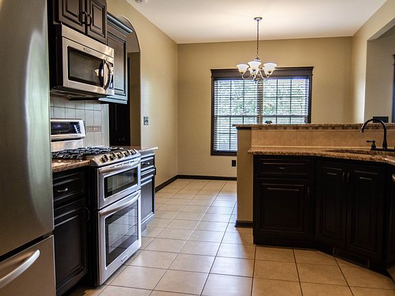 3rd image of 2399 Senseney Dr