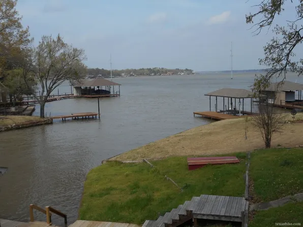 501 Shore Line Dr, Tool, TX 75143