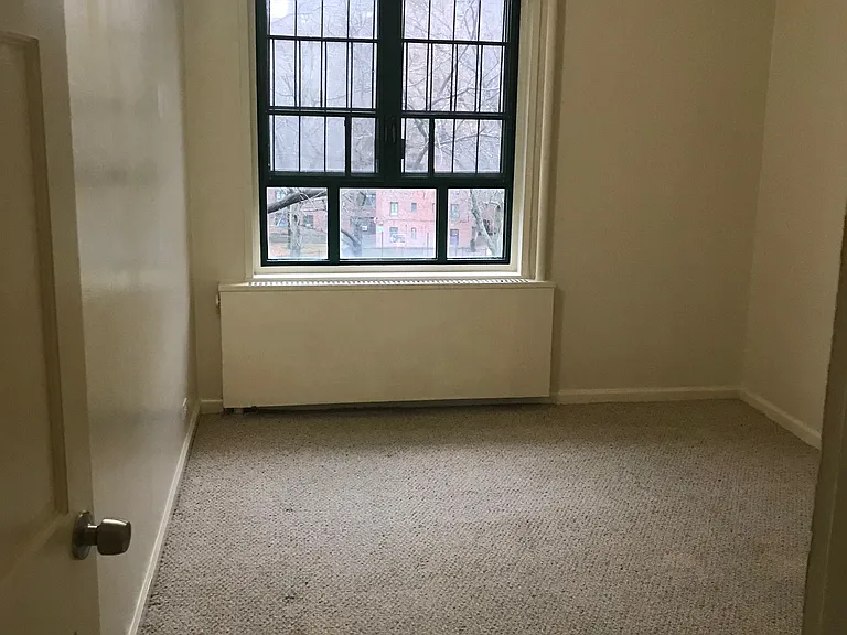 1594 Metropolitan Ave #4E — Photo 5