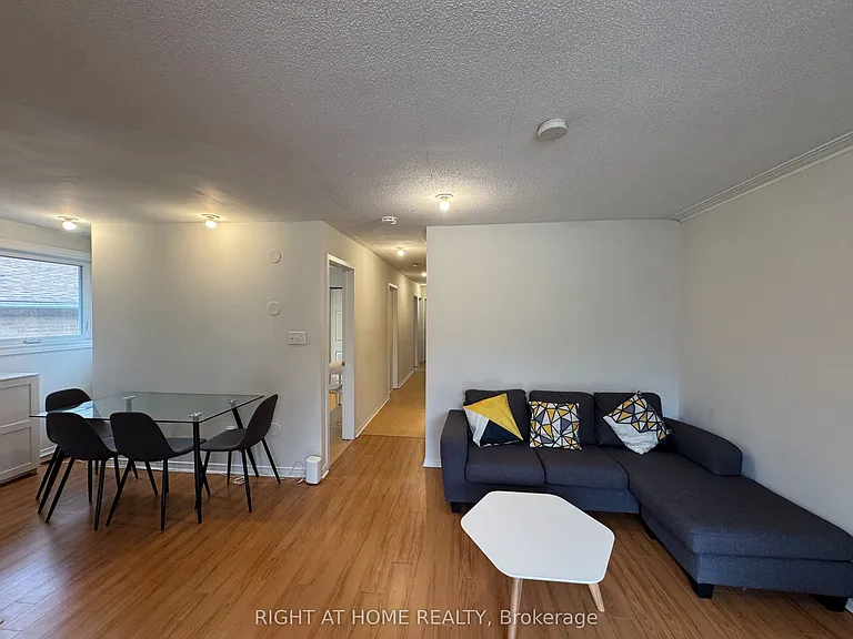 53 James Gray Dr #UPPER LEVEL — Photo 5