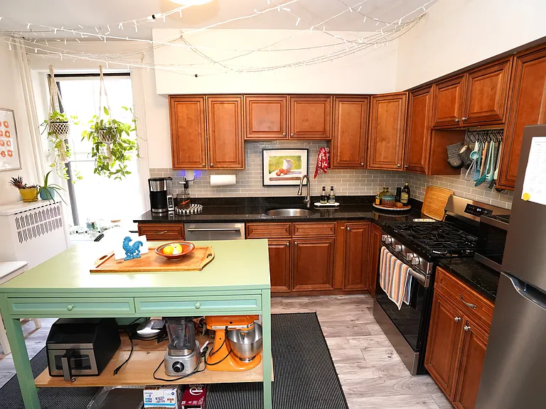 33 Dwight St #3 — Photo 12