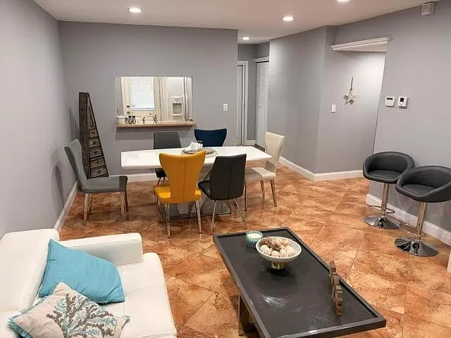 5103 NW 35th St #401 — Photo 31
