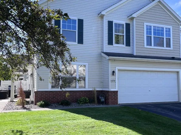 898 Providence Dr, Shakopee, MN 55379