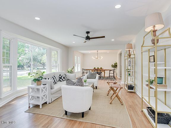 4th image of 3209 Ramsgate Road