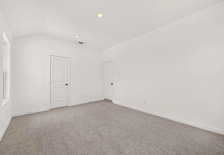 25714 Sapphire Cove St — Photo 41
