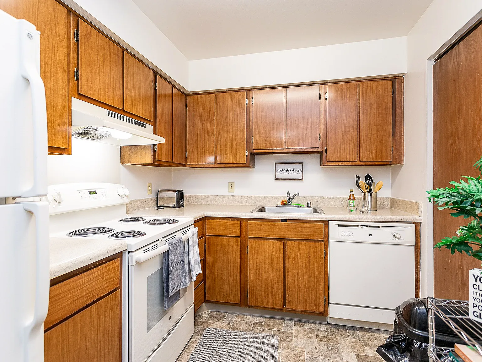 Winchell Way Apartments — Photo 3