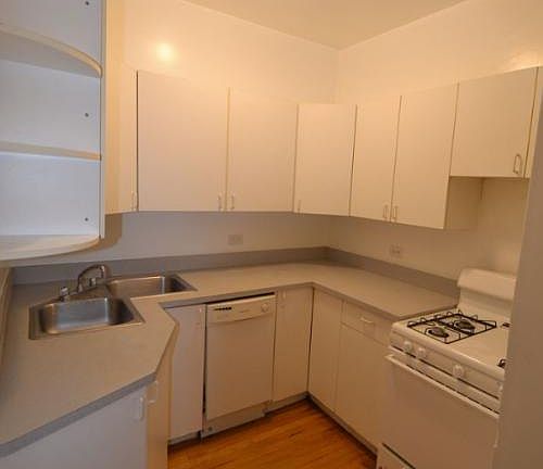 5th image of 4400-14 N Rockwell St #44063