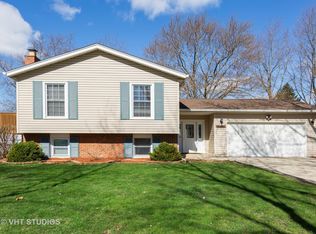7034 Sierra Dr, Darien, IL 60561