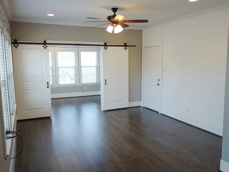 4114 Lamar St #4 — Photo 12