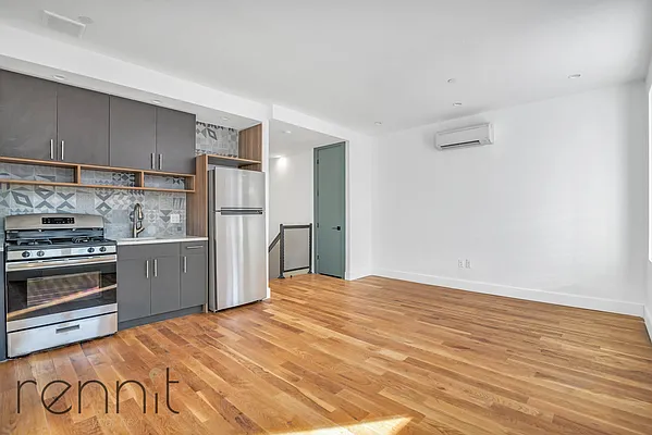 Rented by Rennit Inc. | media 4