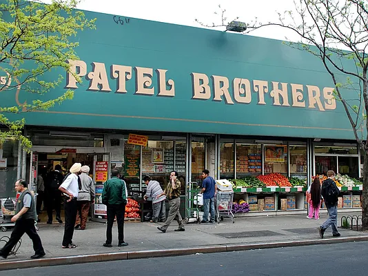 Sold by Cooper & Cooper Real Estate | media 15