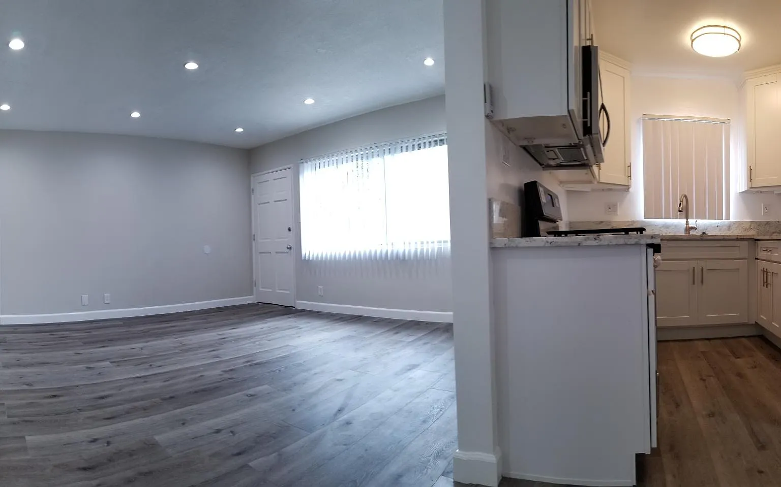 2 bed, 800 sqft, $2,595 — Photo 2