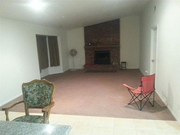 5th image of 8937 Eucalyptus Ave