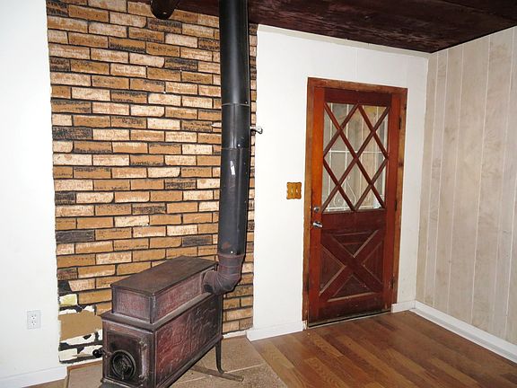 3rd image of 4836 Whitmore Dr