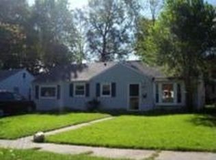 3015 Timber Dr, Lansing, MI 48917