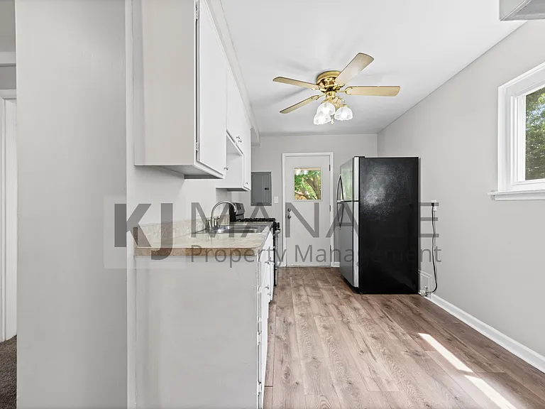 20436 Inkster Rd — Photo 3