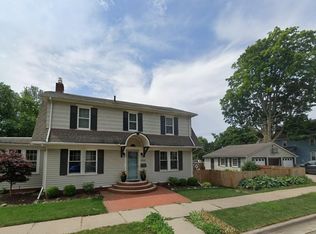 402 S Main St, Chelsea, MI 48118