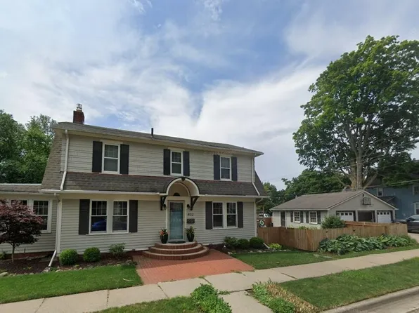 402 S Main St, Chelsea, MI 48118