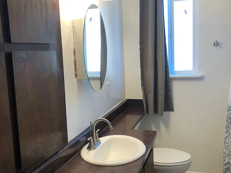 5653 Harold Way — Photo 5