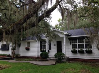 42 Shalimar Dr, Shalimar, FL 32579
