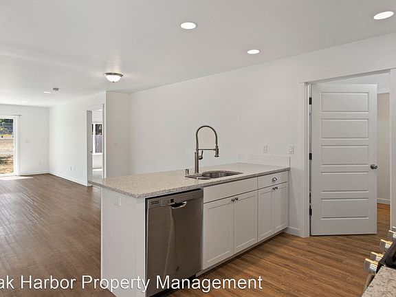 2nd image of 1755 NW 5th Ave