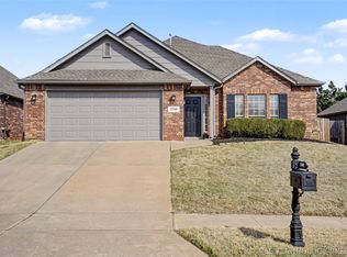 2740 W Quinton St, Broken Arrow, OK 74011