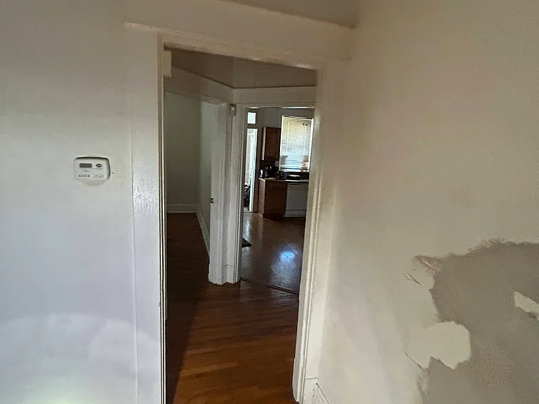 4890 Margaretta Ave — Photo 6
