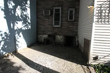 Rented by Capri Jet Realty Corp