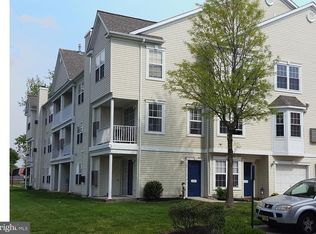 5211 Riverfront Dr, Palmyra, NJ 08065