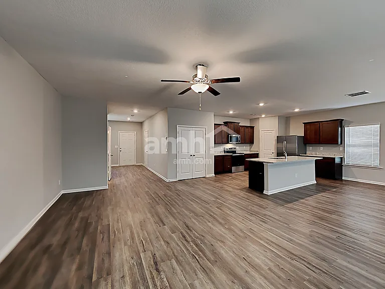 621 Gleaner Way — Photo 6