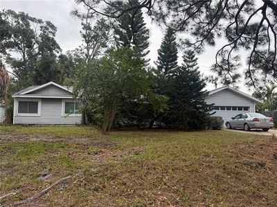 1025 Country Club Rd N, Saint Petersburg, FL, 33710