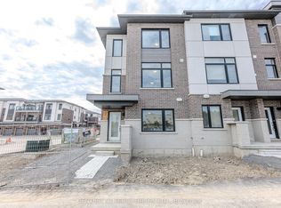 1695 Dersan St #809, Pickering, ON L1V 0G9
