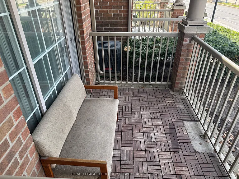 95 The Queensway #3 — Photo 10