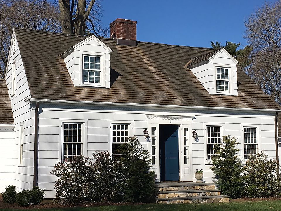 9 Evergreen Parkway