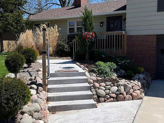 4th image of 2617 Fillmore Ln