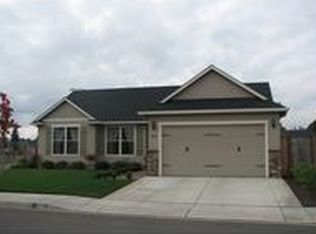 1086 S 41st St, Springfield, OR 97478