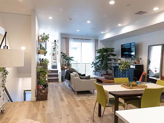 3rd image of 225 W Lucy Ave #9