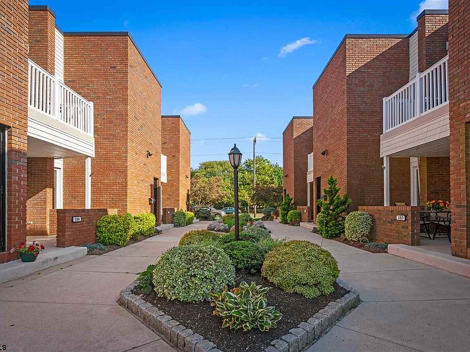 1st image of 414 Wesley Ave APT 103