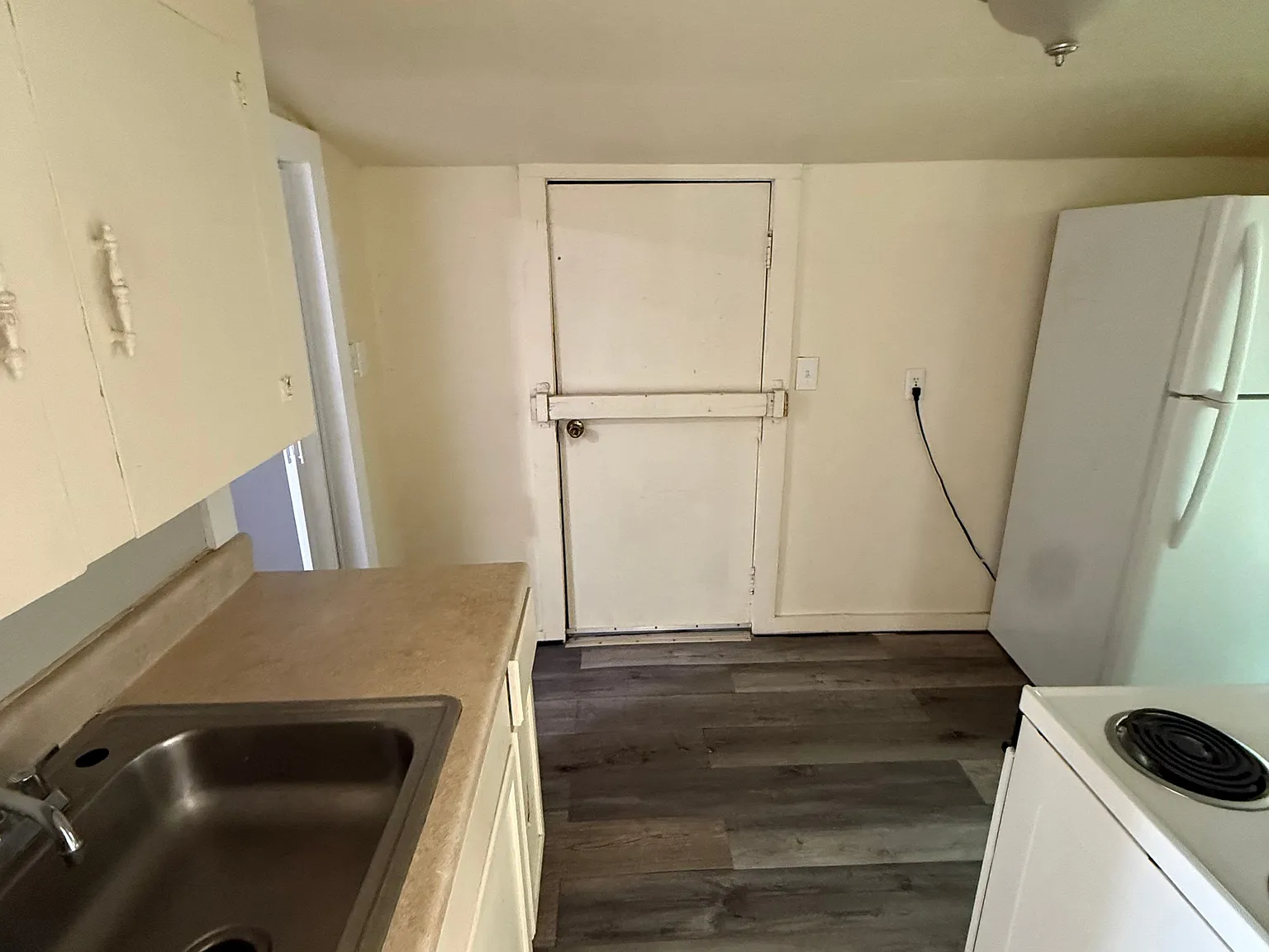 1 bed, 1.0 bath, 288 sqft, $550 — Photo 4