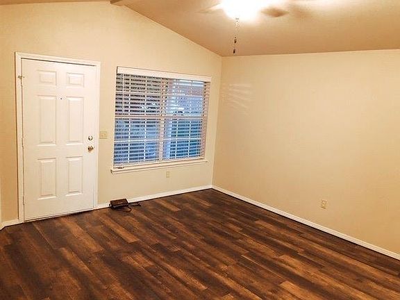 3rd image of 54 Cheryl Cir