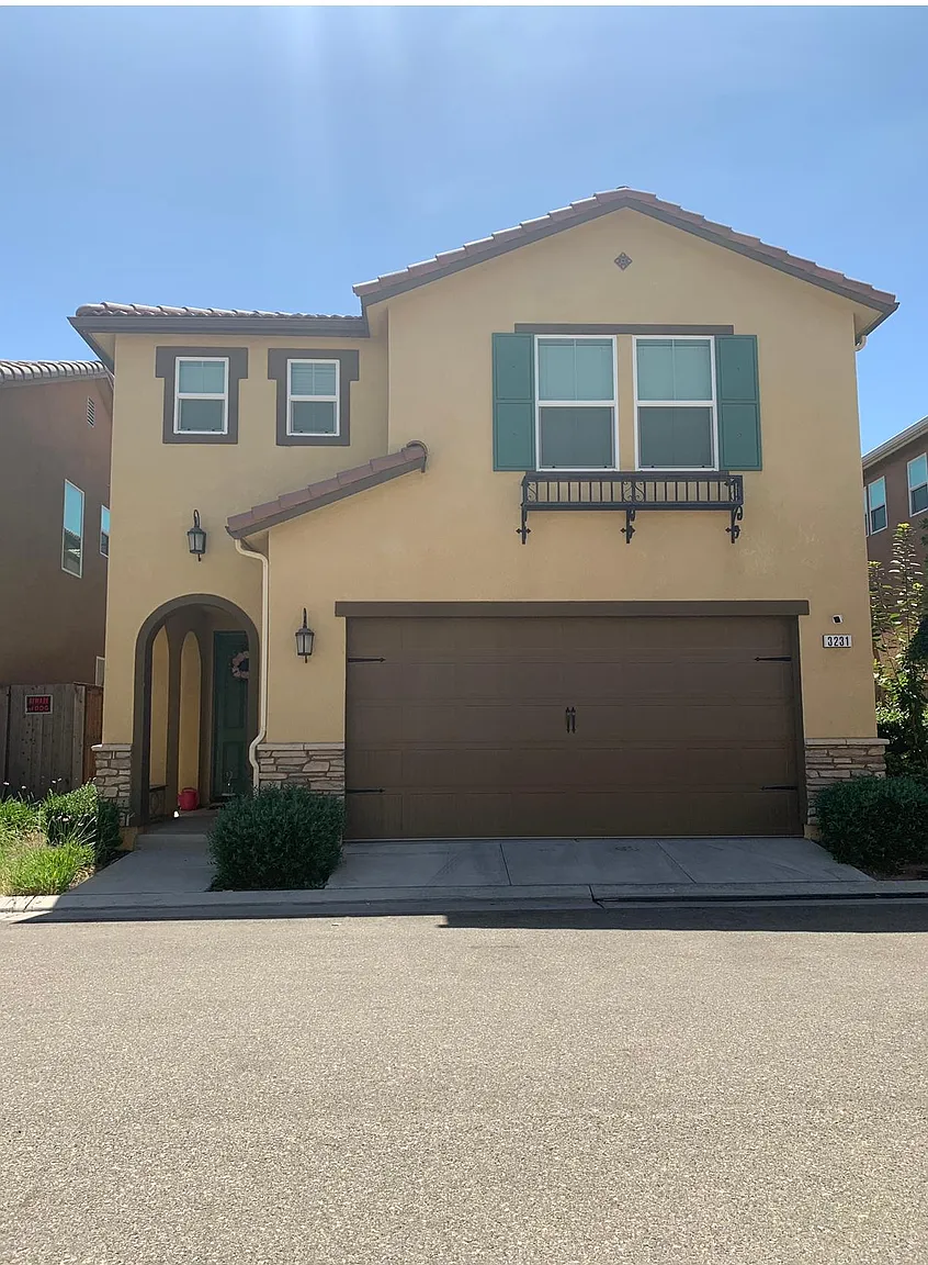 3231 W Reflections Dr photo 1