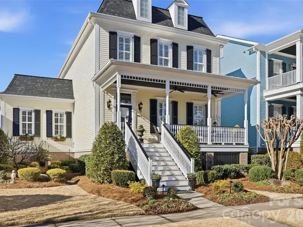 9910 Triple Oak Rd, Charlotte, NC 28277