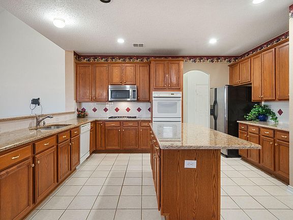 5th image of 8132 Bent Tree Springs Dr