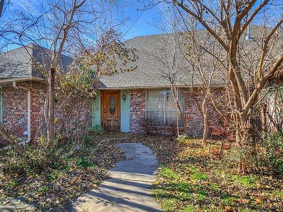 5th image of 2709 N Meridian Ct