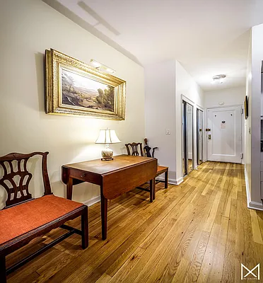 Sold by Bank Neary | media 2