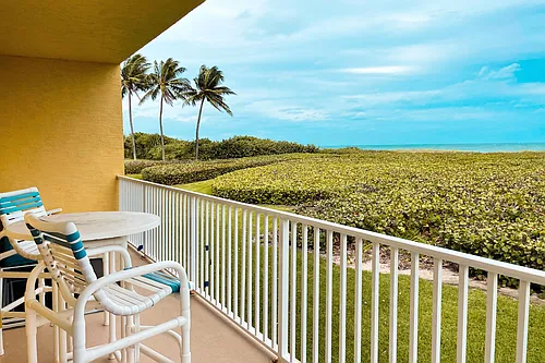1550 S Ocean Dr #19 Photo 1