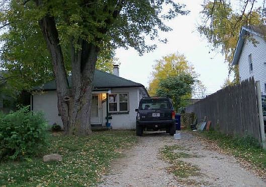 1st image of 2305 Hiawatha Park Dr